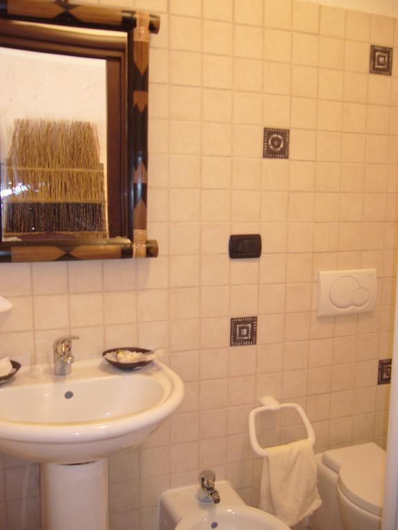 Appunti Di Viaggio Room & Breakfast San Giorgio di Piano الغرفة الصورة