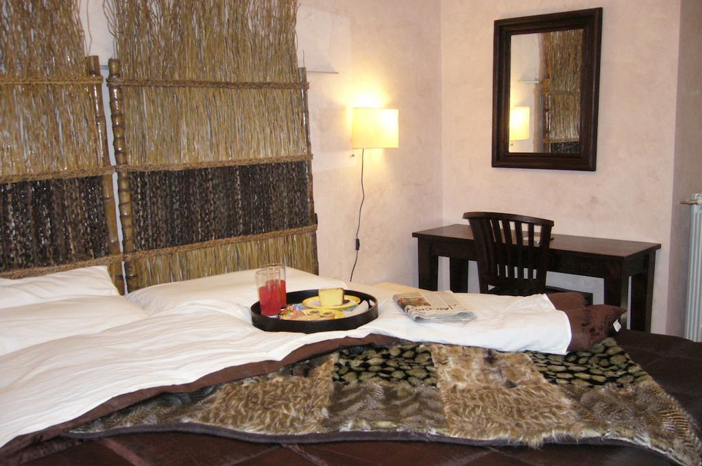 Appunti Di Viaggio Room & Breakfast San Giorgio di Piano الغرفة الصورة